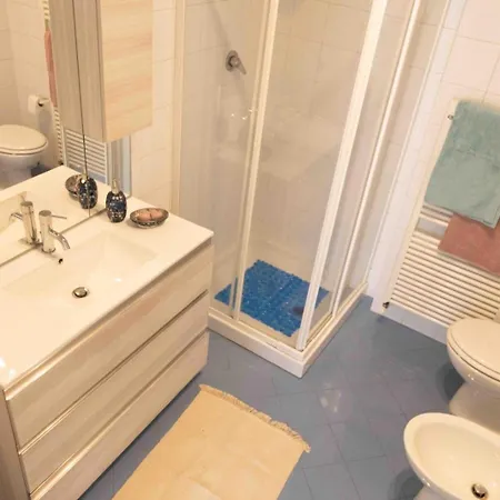 La Casa Di Piazza Baracca Con Posto Auto Appartamento Ravenna
