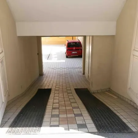 Apartman La Casa Di Piazza Baracca Con Posto Auto